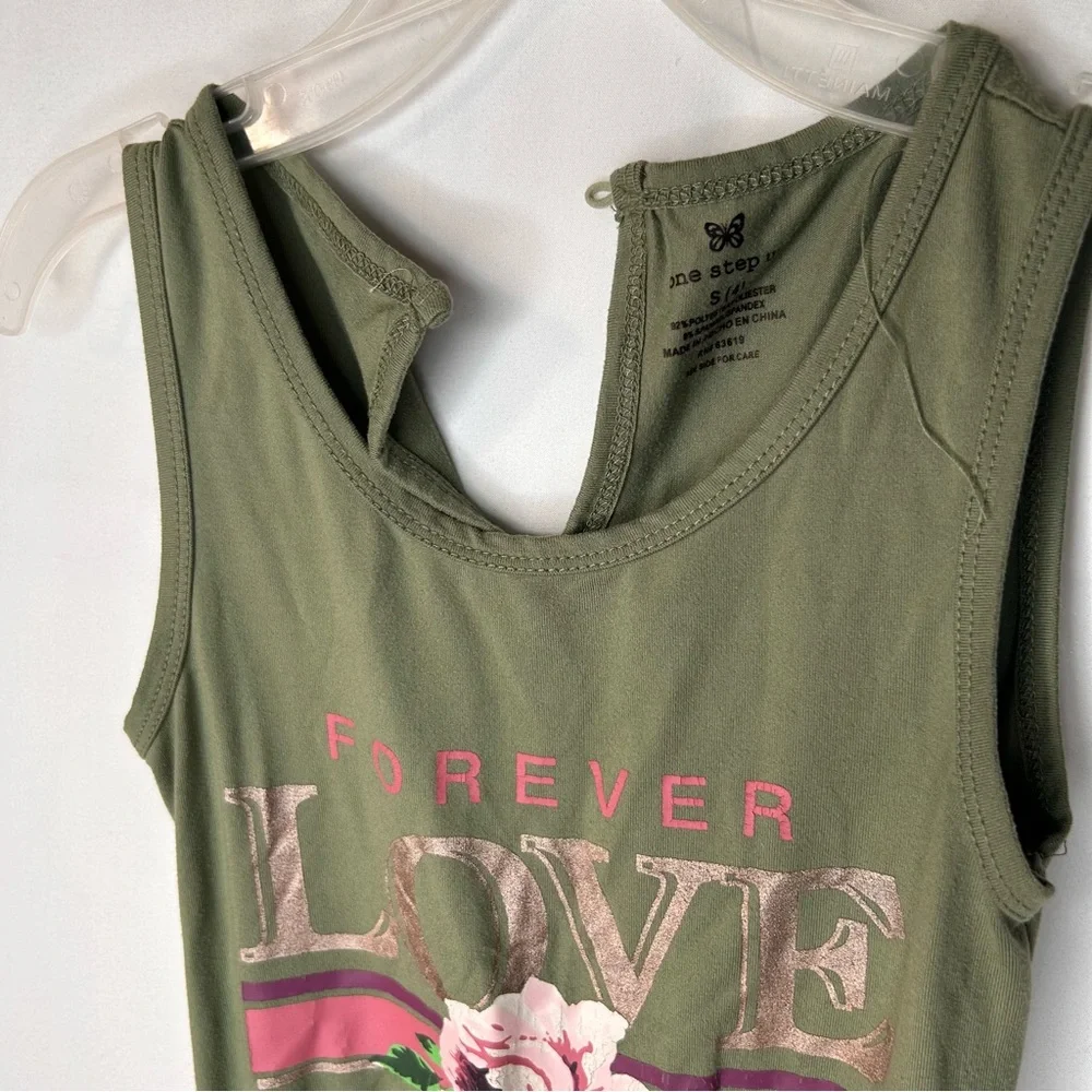 One Step Ahead Olive Sleeveless Top Romper with Pink Accents Size S /4